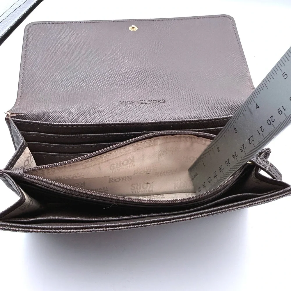Michael‎ Kors Wallet OS Brown Signature Fulton Flap Continental Monogram Logo